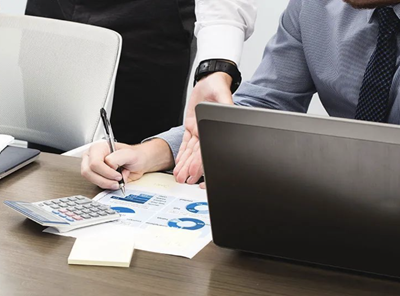 成立新加坡公司