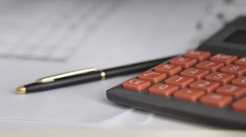 新加坡公司會(huì)計(jì)如何應(yīng)對(duì)法規(guī)和合規(guī)要求？